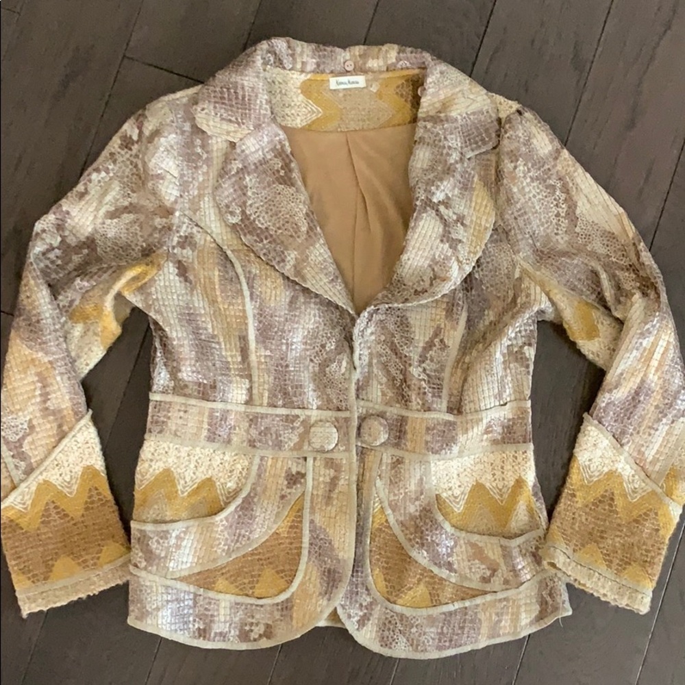 Neiman Marcus blazer cream golden pattern fox fur